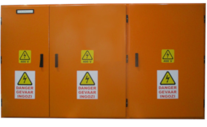 Triple door surface mounted DB